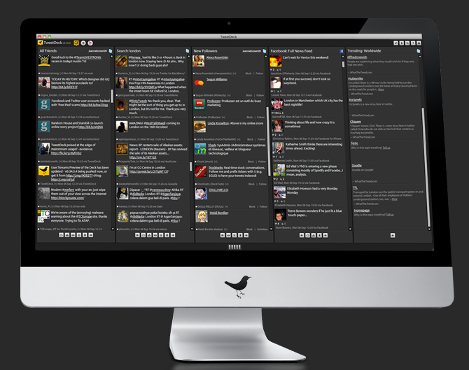 Computador com TweetDeck na tela, uma plataforma de atualização e monitoramento Twitter